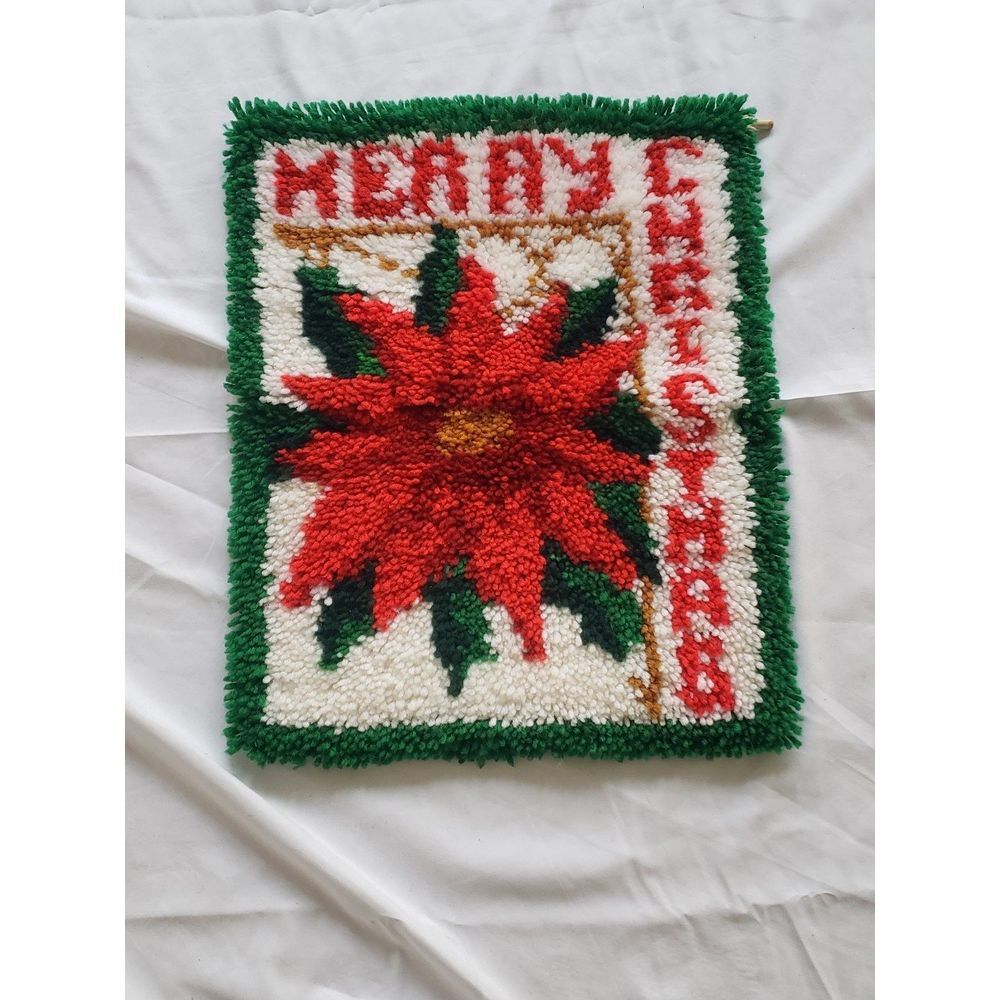 Vintage Poinsettia Merry Christmas Latchhook